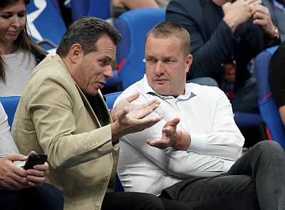 Димитрис Итудис и Андрей Ватутин (фото: М. Сербин, cskabasket.com)