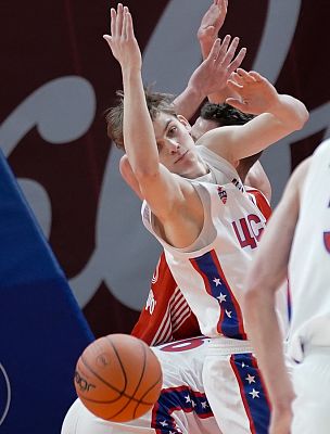 (фото: Т. Макеева, cskabasket.com)