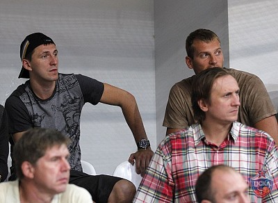 Виталий Фридзон, Сергей Моня и Никита Моргунов (фото: М. Сербин, cskabasket.com)