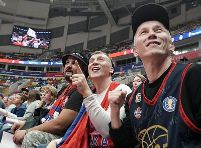 Болельщики ЦСКА (фото: Т. Макеева, cskabasket.com)