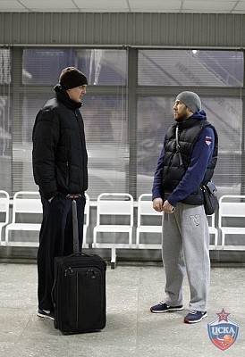 Александр Каун и Евгений Воронов (фото М. Сербин, cskabasket.com)