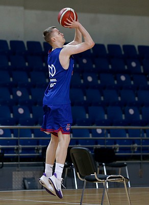 (фото: М. Сербин, cskabasket.com)