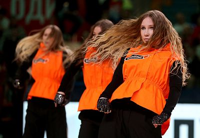 Группа поддержки ЦСКА (фото: М. Сербин, cskabasket.com)