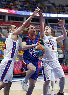 (фото: cskabasket.com)