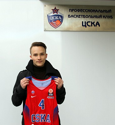 Роман Шаталов  (фото: cskabasket.com)
