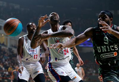 Амат М'Бай (фото: М. Сербин, cskabasket.com)