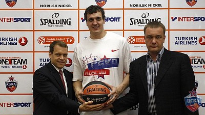 Джефри Рэмси, Александр Каун и Андрей Ватутин (фото М. Сербин, cskabasket.com)