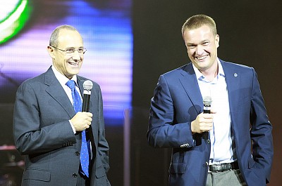 Этторе Мессина и Андрей Ватутин (фото: М. Сербин, cskabasket.com)