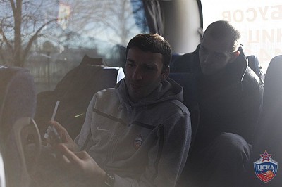 Манучар Маркоишвили и Павел Коробков (фото: М. Сербин, cskabasket.com)