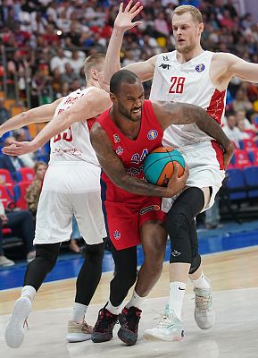 Амат М'Бай (фото: Т. Макеева, cskabasket.com)
