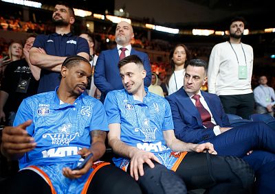 Каспер Уэйр, Алекса Аврамович и Андреас Пистиолис (фото: М. Сербин, cskabasket.com)