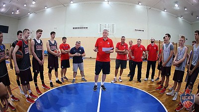 Молодежная команда ЦСКА (фото: М. Сербин, cskabasket.com)
