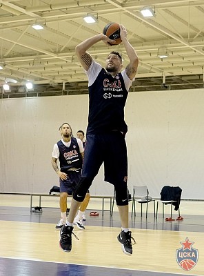 Kosta Koufos (photo: M. Serbin, cskabasket.com)