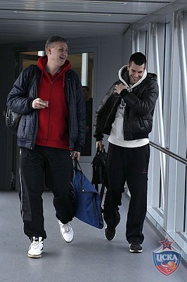 Андрей Мальцев и Сани Бечирович (фото М. Сербин, cskabasket.com)