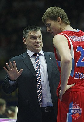 Евгений Пашутин и Андрей Воронцевич (фото М. Сербин, cskabasket.com)