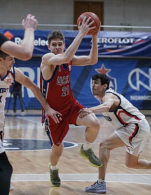 (фото: Т. Макеева, cskabasket.com)